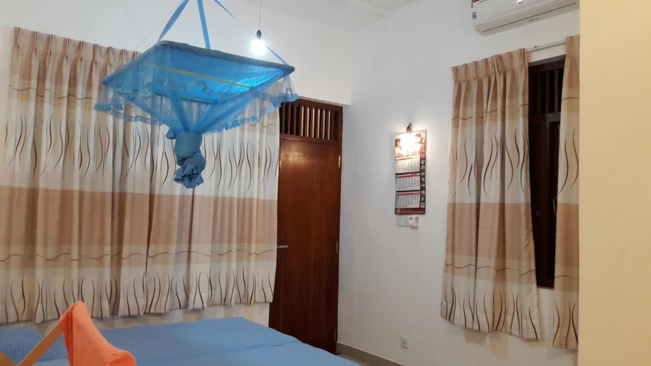 Sudarshi'S Home Dehiwala-Mount Lavinia Екстериор снимка
